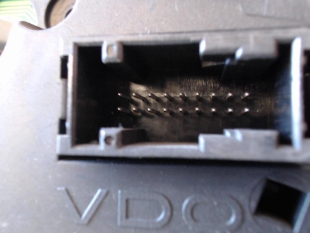 Compteur PEUGEOT 406 PHASE 2  - 1