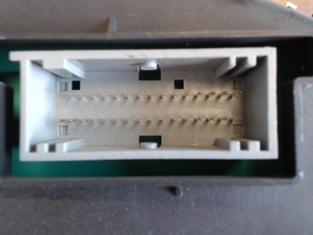 Compteur RENAULT MEGANE 2 PHASE 1  - 1