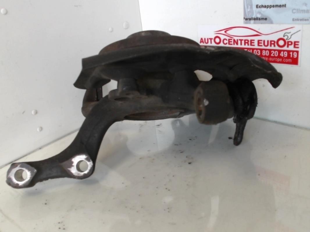 Mozzo anteriore destro VOLKSWAGEN POLO 3 PHASE 1  - 1