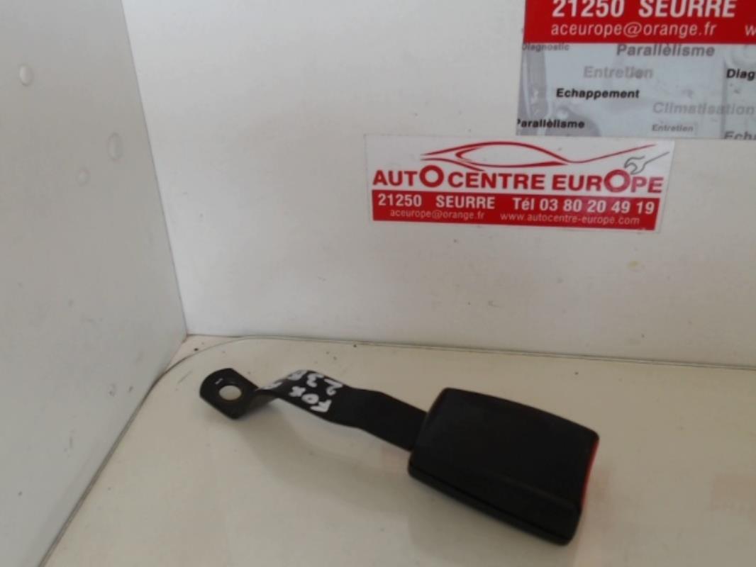 Aggancio cintura sicurezza anteriore destro VOLKSWAGEN FOX Gasolina - 1