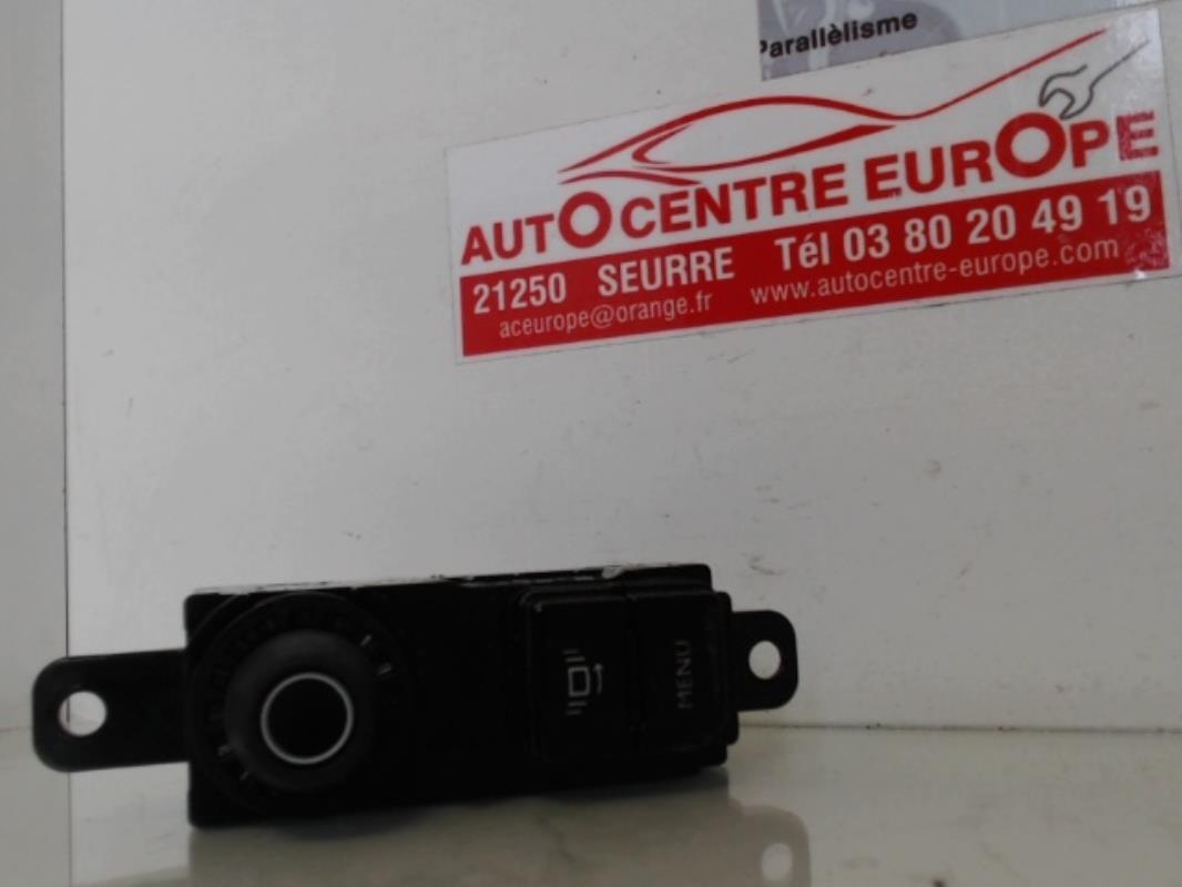 Commande GPS PEUGEOT 208 1 PHASE 1 Diesel - 1