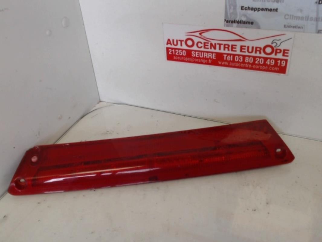 Luce stop centrale FORD FIESTA 6 PHASE 1 Diésel - 1