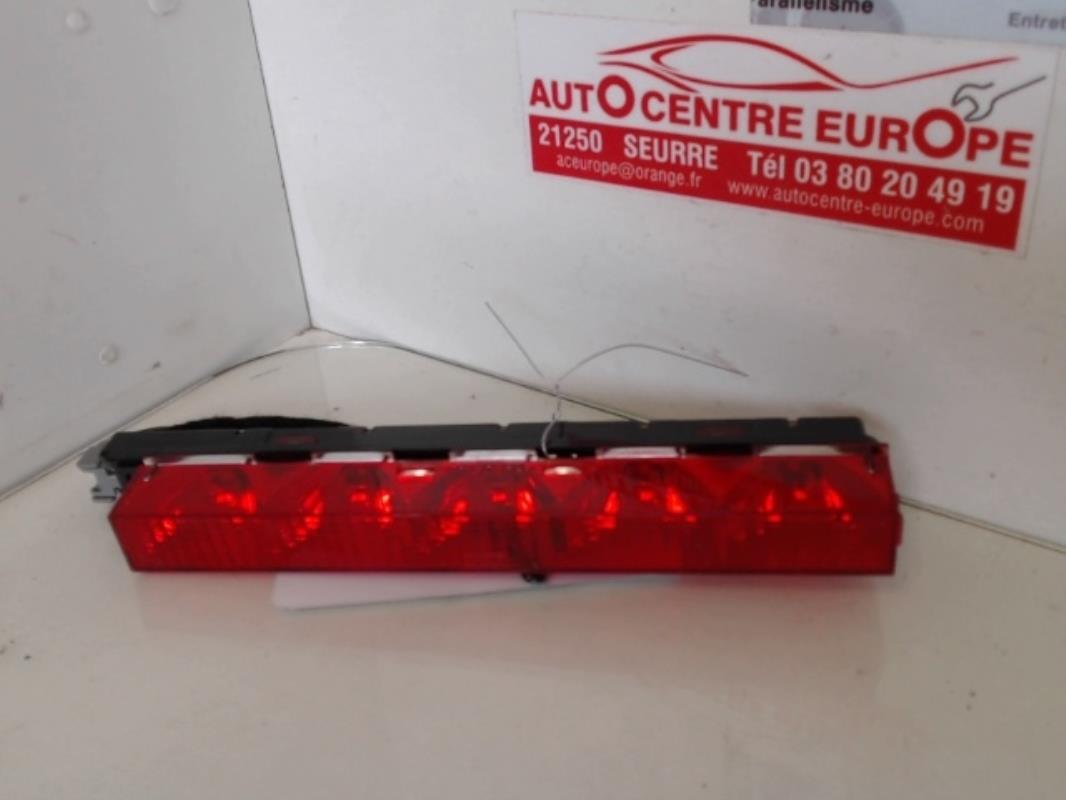 Feu arriere stop central FORD MONDEO 2 Essence - 1