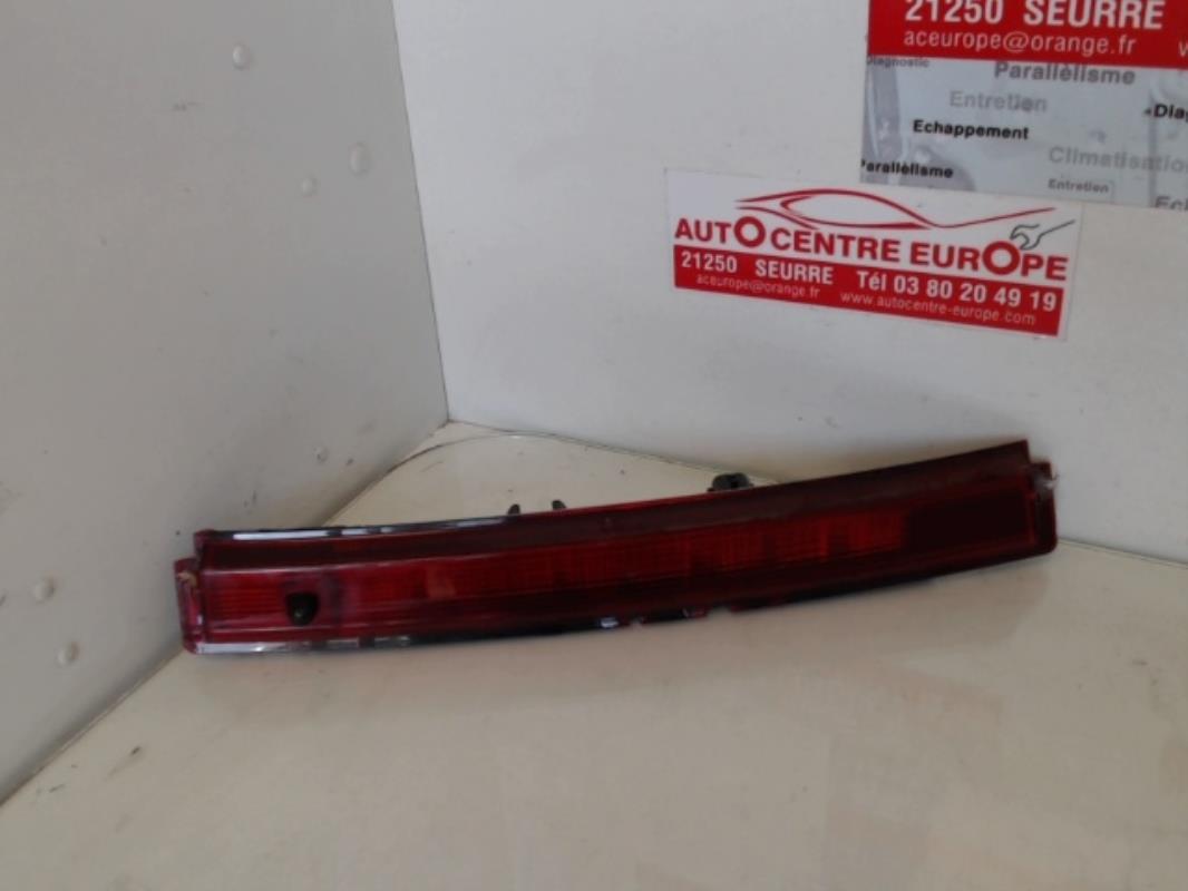 Feu arriere stop central RENAULT CLIO 4 PHASE 1 Diesel - 1