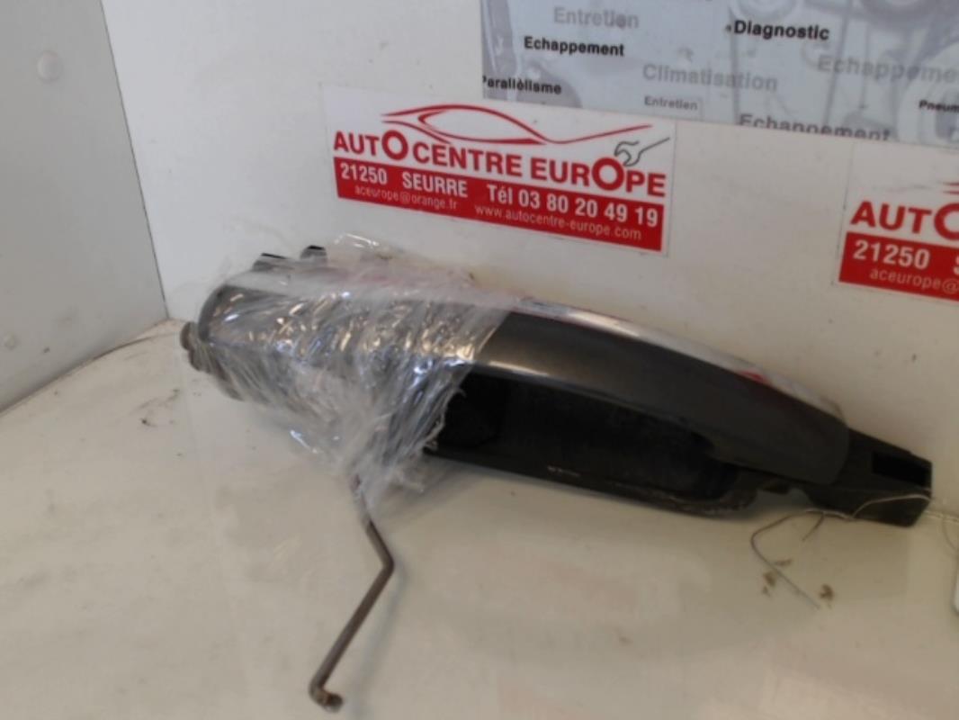 Maniglia portiera anteriore destra FORD MONDEO 2 Gasolina - 1