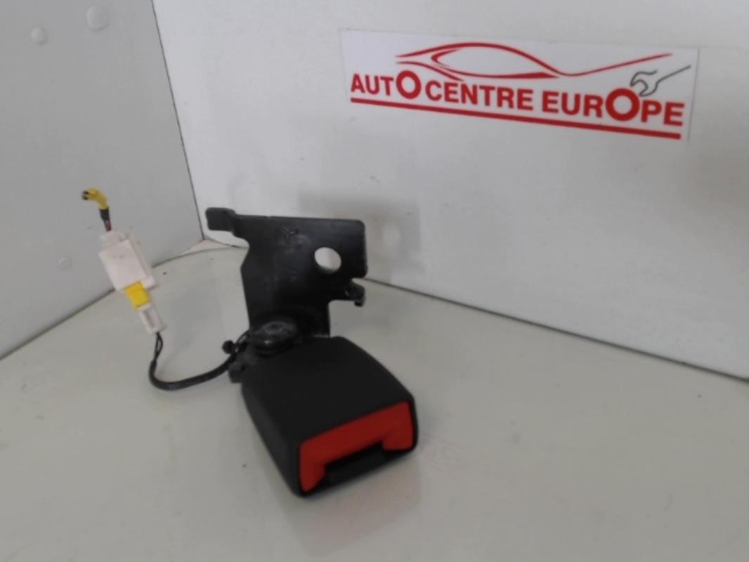 Aggancio cintura sicurezza posteriore centrale ALFA ROMEO GIULIA 2 PHASE 1 Diésel - 1