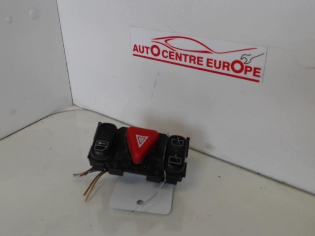 Bouton de warning CITROEN XM PHASE 1 BREAK Diesel - 1