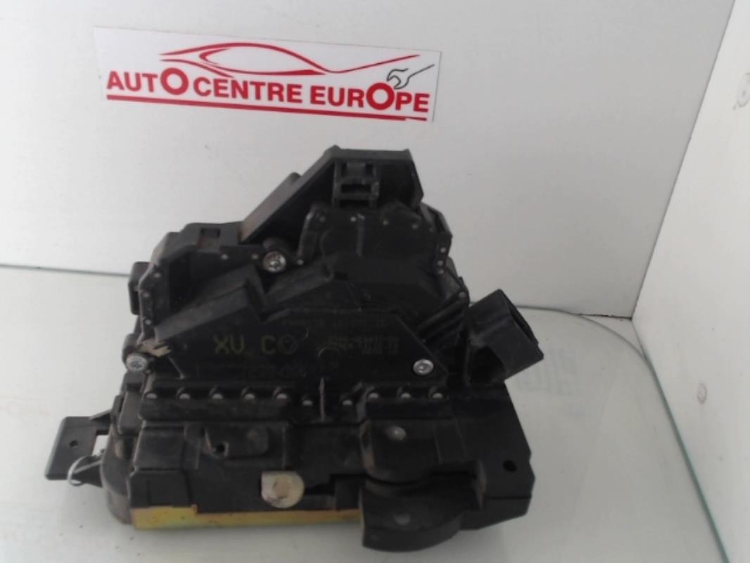 Chiusura centralizzata posteriore destra FORD FOCUS 1 Diésel - 1