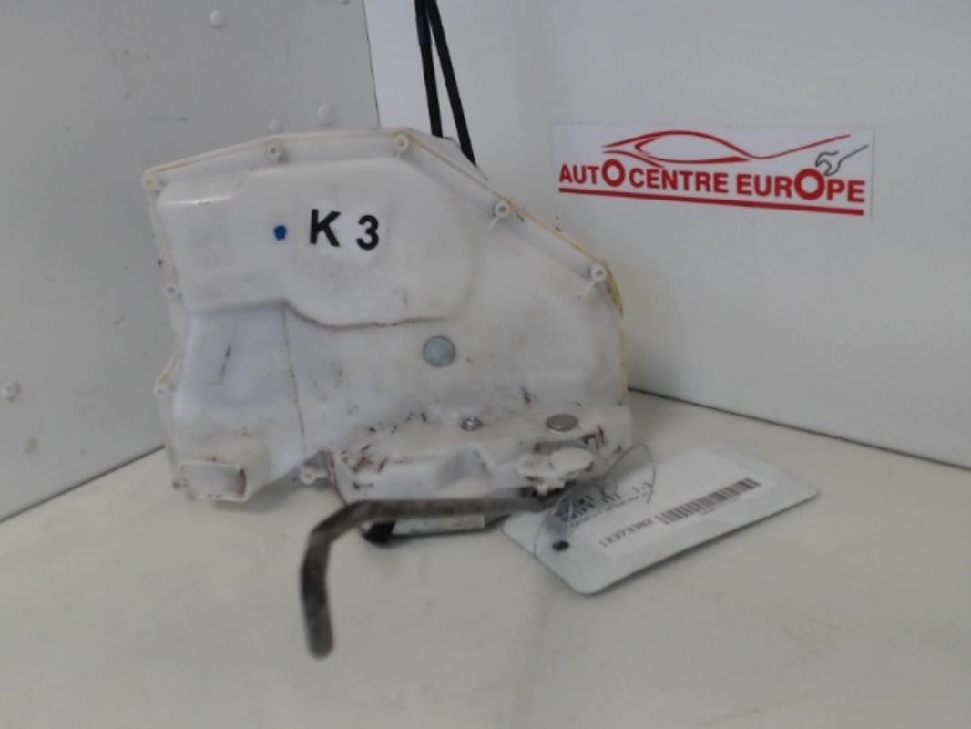 Fermeture centralisee avant droit SUZUKI SWIFT 3 Essence - 1