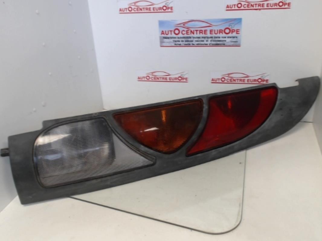 Fanale posteriore principale destro (luci) RENAULT KANGOO 1 PHASE 1 Diésel - 1