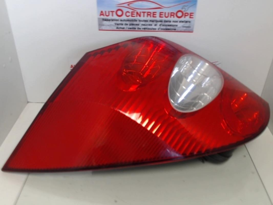 Fanale posteriore principale sinistro (luci) RENAULT LAGUNA 2 PHASE 1 BREAK  - 1