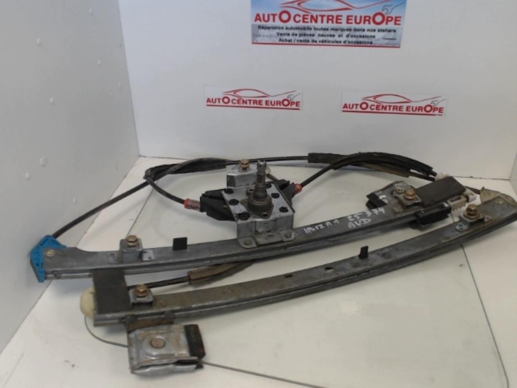 Alzacristalli manuale anteriore destro SEAT IBIZA 2 PHASE 2 Diésel - 1