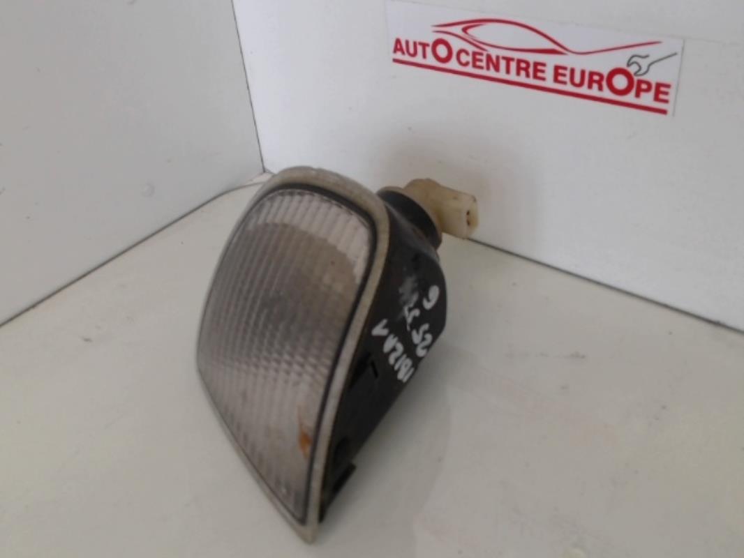 Gruppo ottico anteriore secondario sinistro (luci)(freccia) SEAT IBIZA 2 PHASE 2 Diésel - 1