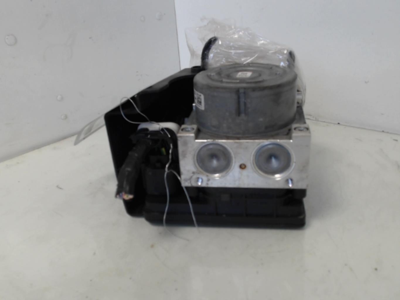 Blocco ABS (antibloccaggio freni) PEUGEOT 208 1 PHASE 2 Gasolina - 1