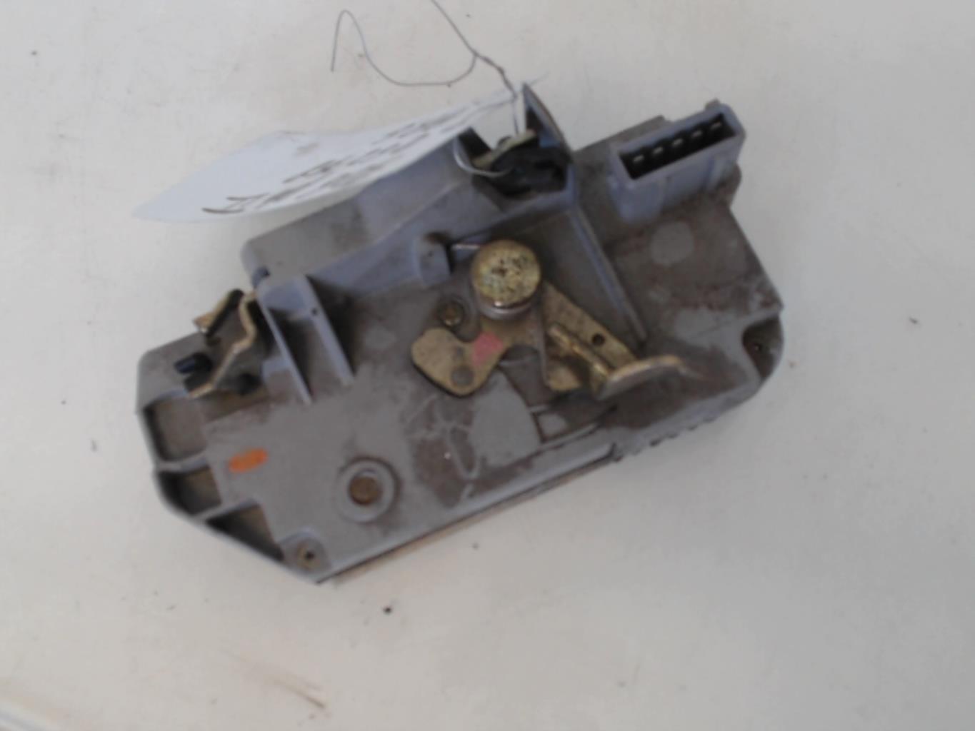 Chiusura centralizzata posteriore sinistra PEUGEOT 306 BREAK Gasolina - 1