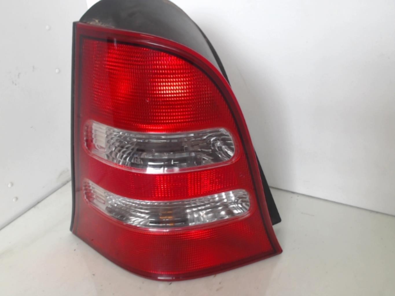 Fanale posteriore principale sinistro (luci) MERCEDES CLASSE A 168 PHASE 2 Diésel - 1