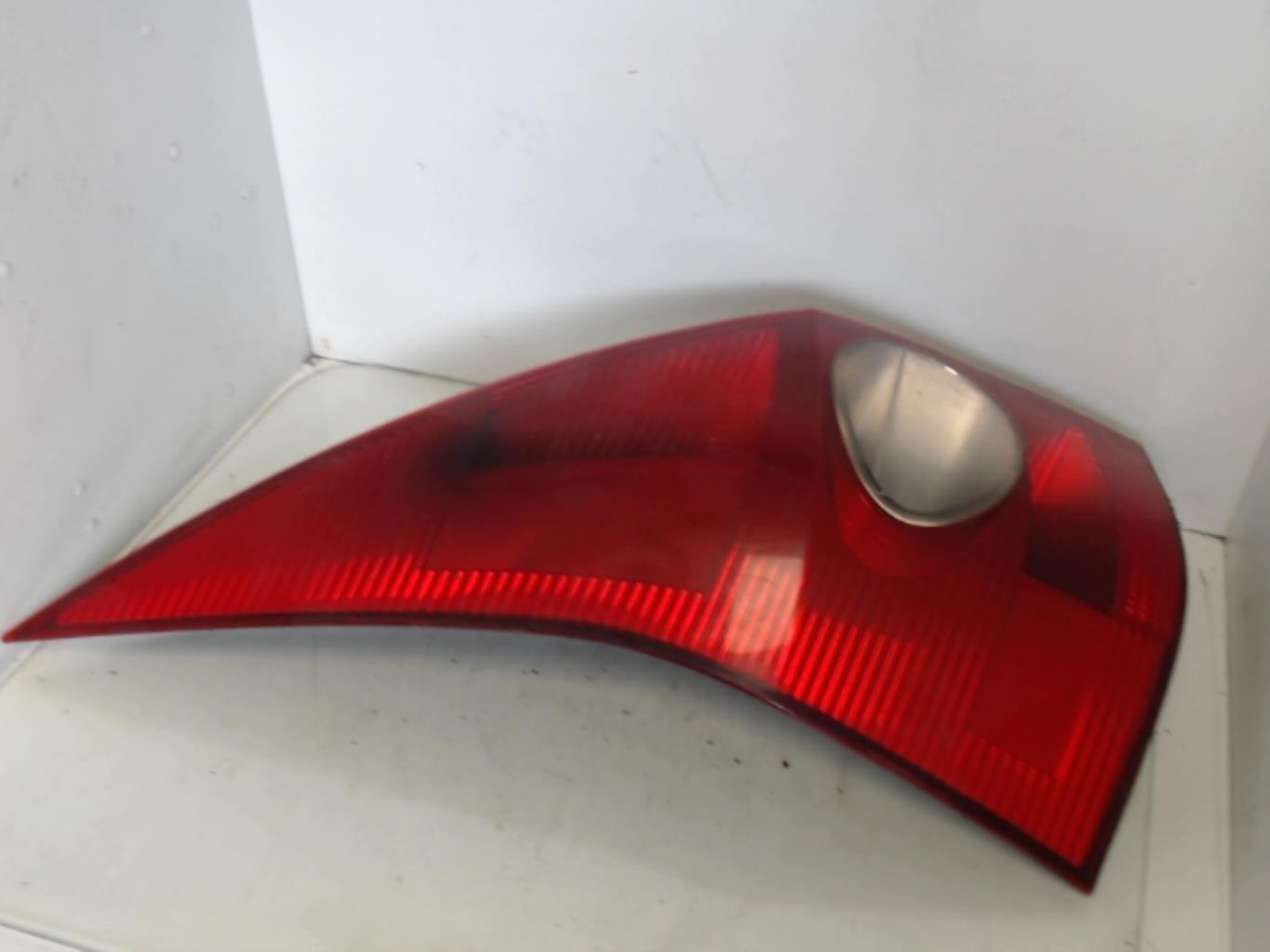Fanale posteriore principale sinistro (luci) RENAULT MEGANE 2 PHASE 1 BREAK Diésel - 1