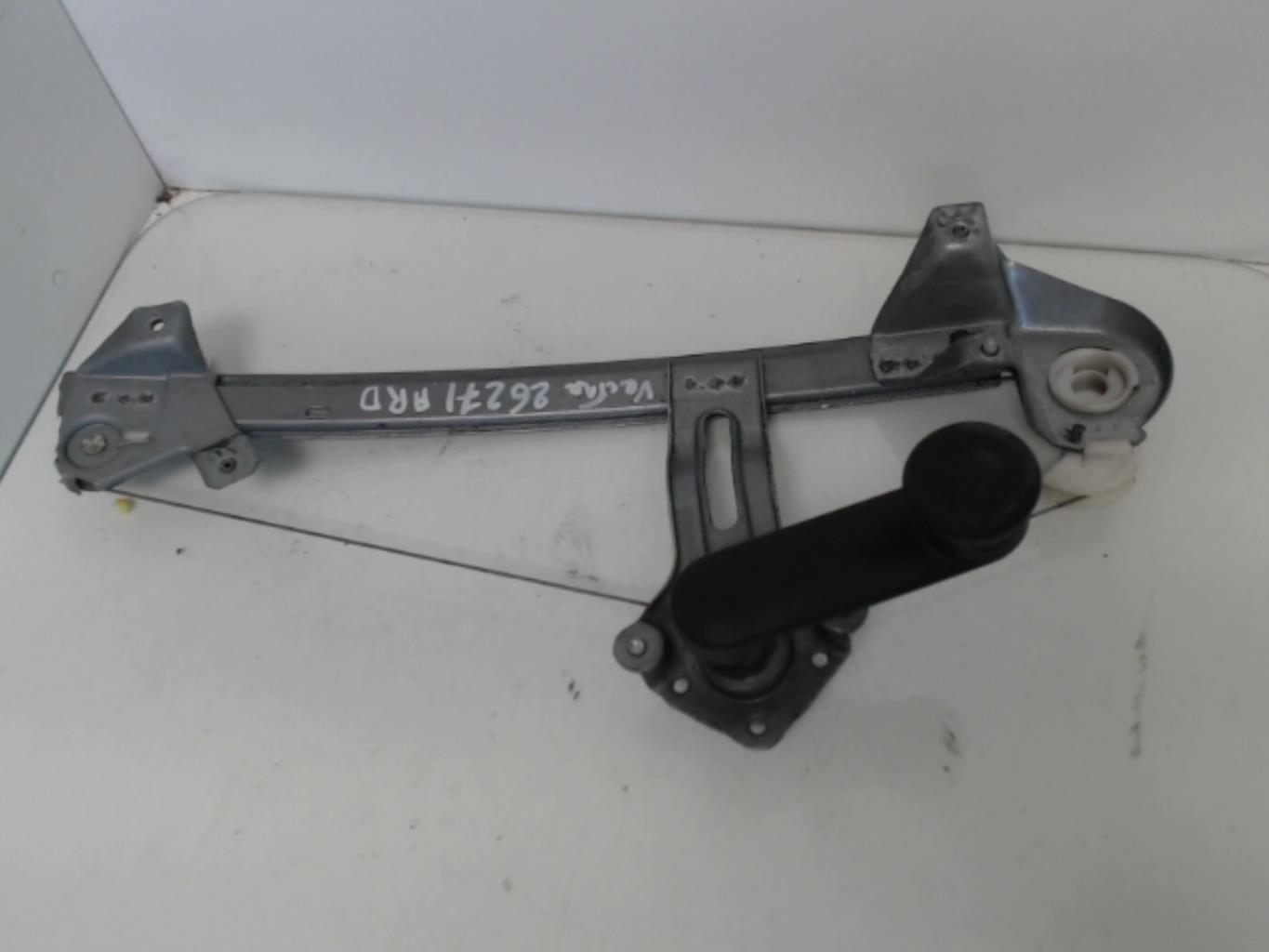 Alzacristalli manuale posteriore destro OPEL VECTRA B PHASE 1 BREAK Gasolina - 1