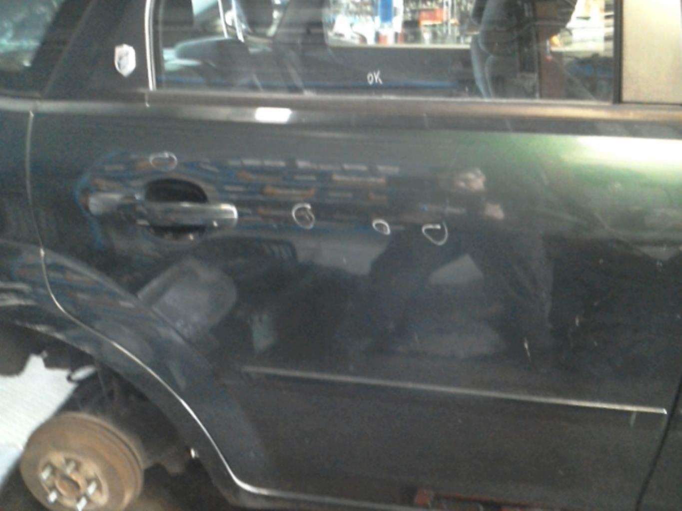 Puerta trasera derecha FORD FOCUS 2 PHASE 1 Diésel - 1
