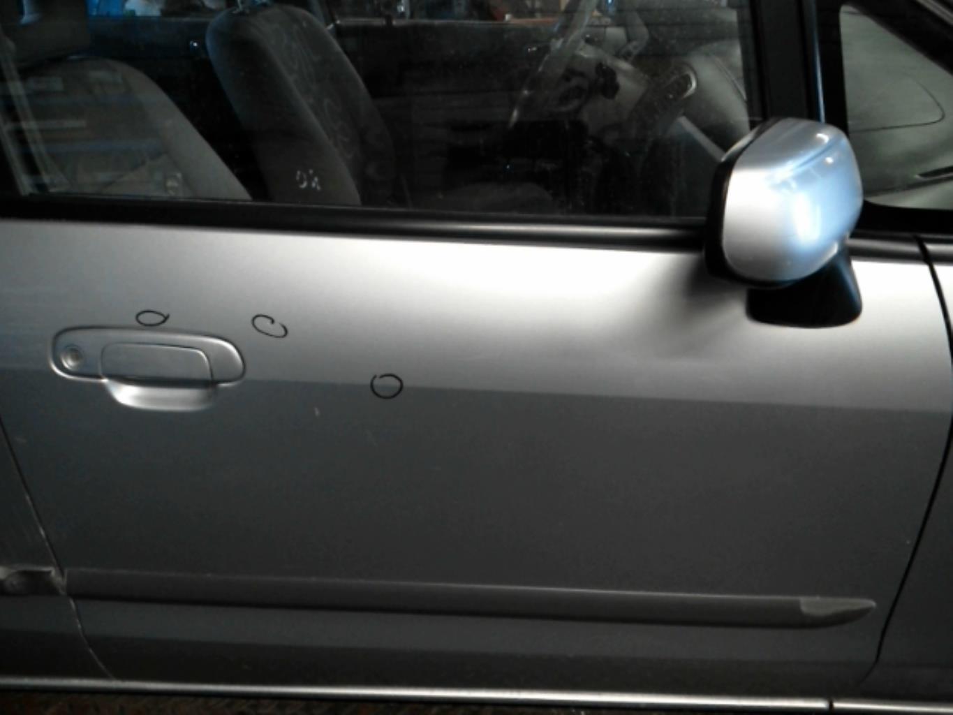 Puerta delantera derecha MAZDA PREMACY Diésel - 1