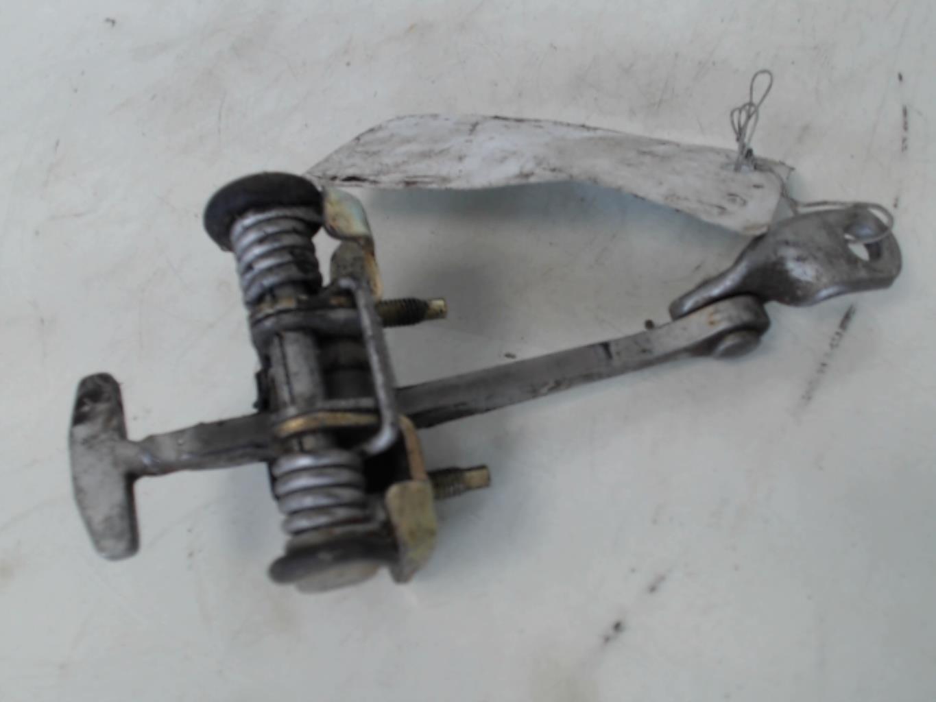 Arresto portiera posteriore sinistra PEUGEOT 307 PHASE 2 BREAK Diésel - 1