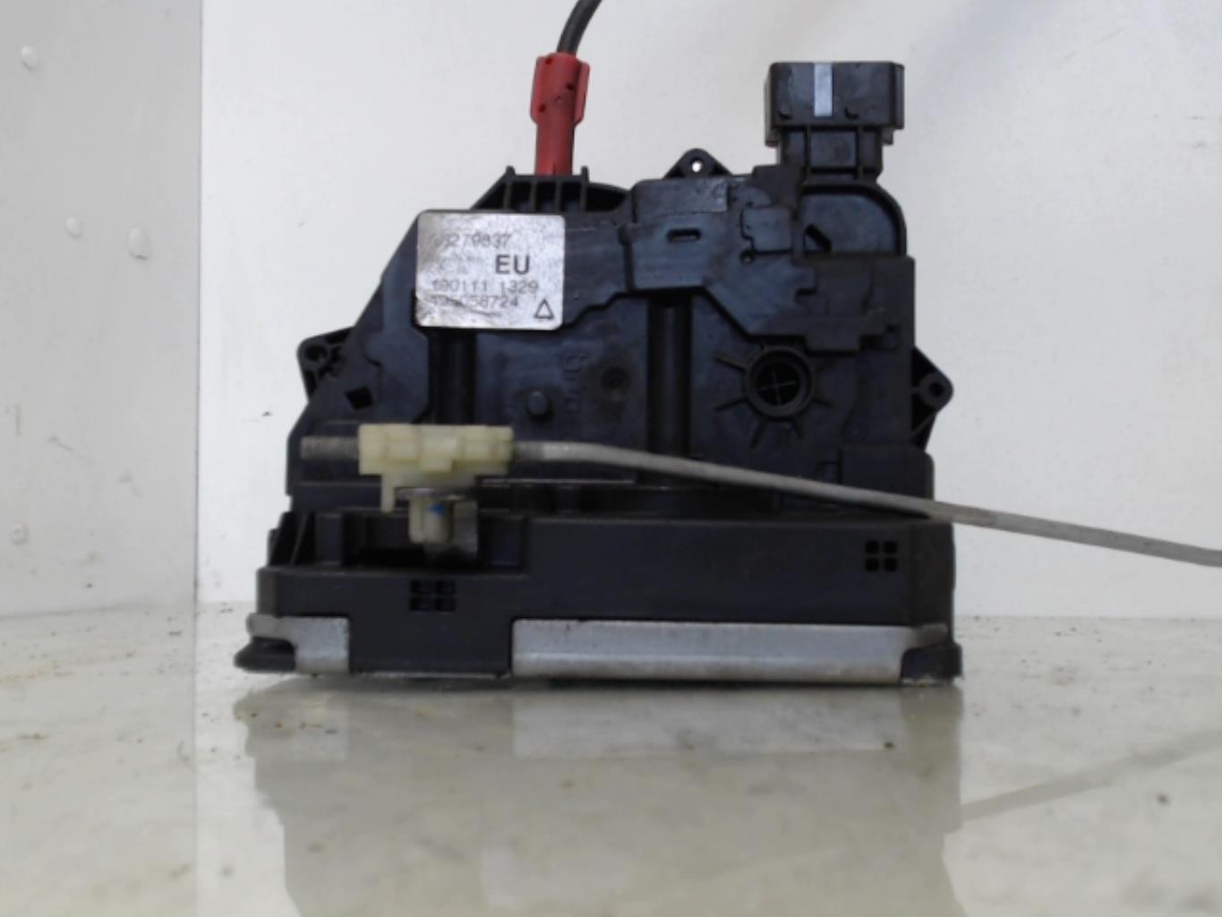 Chiusura centralizzata posteriore destra OPEL MERIVA B PHASE 1 Diésel - 1