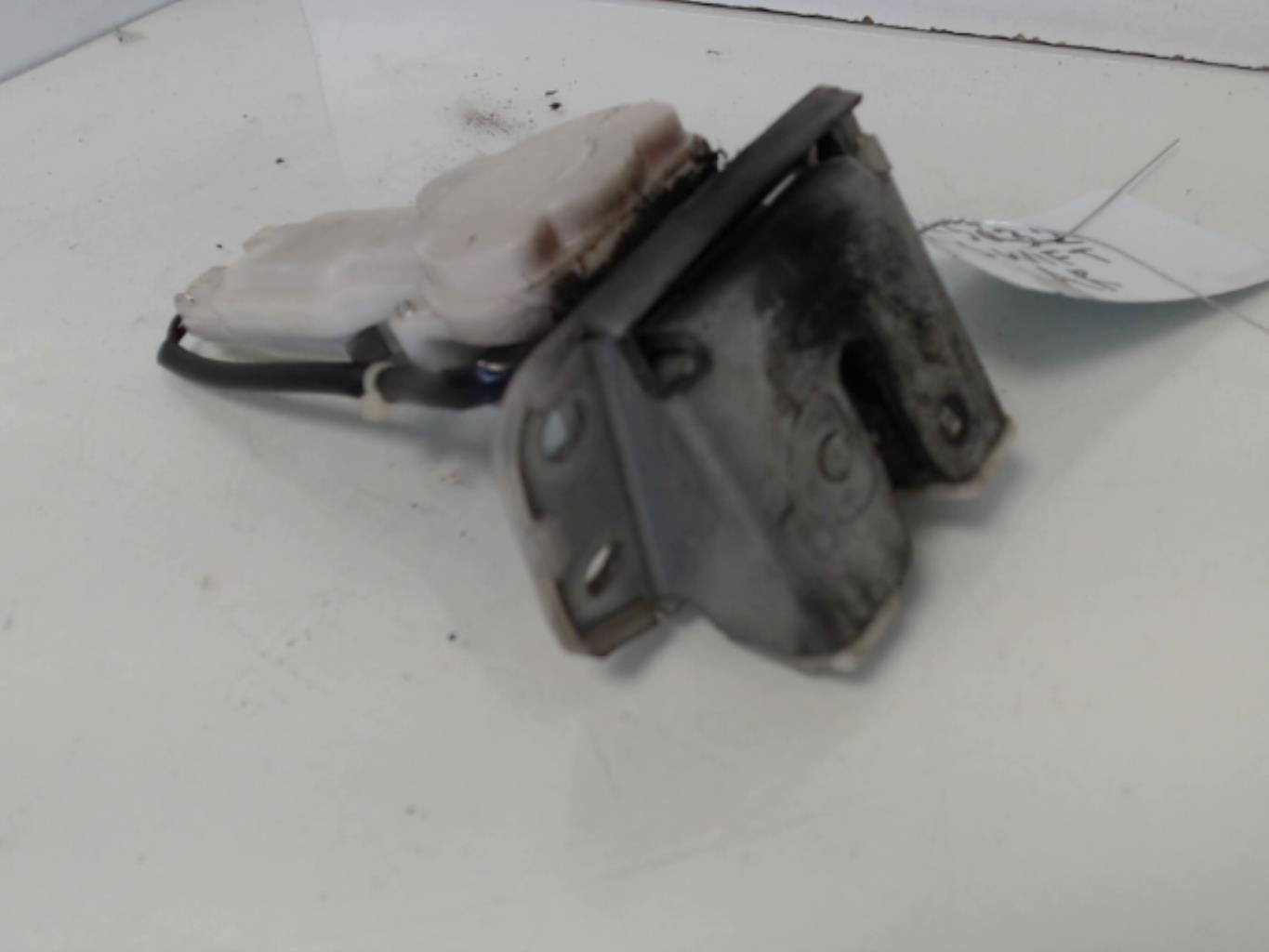 Chiusura centralizzata bagagliaio SUZUKI SWIFT 3 Diésel - 1