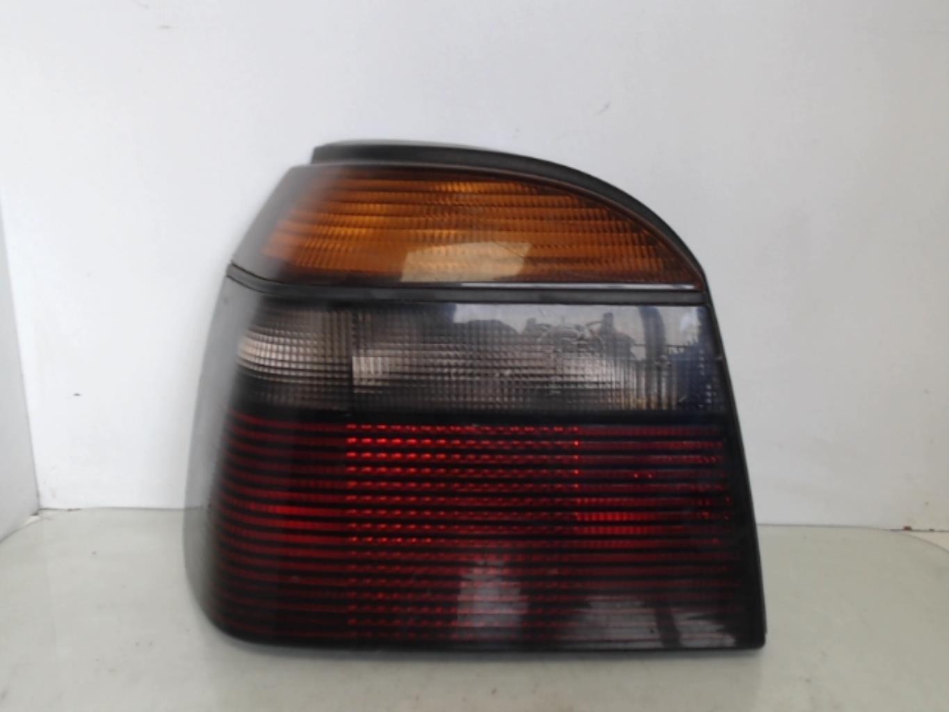 Fanale posteriore principale sinistro (luci) VOLKSWAGEN GOLF 3 Diésel - 1
