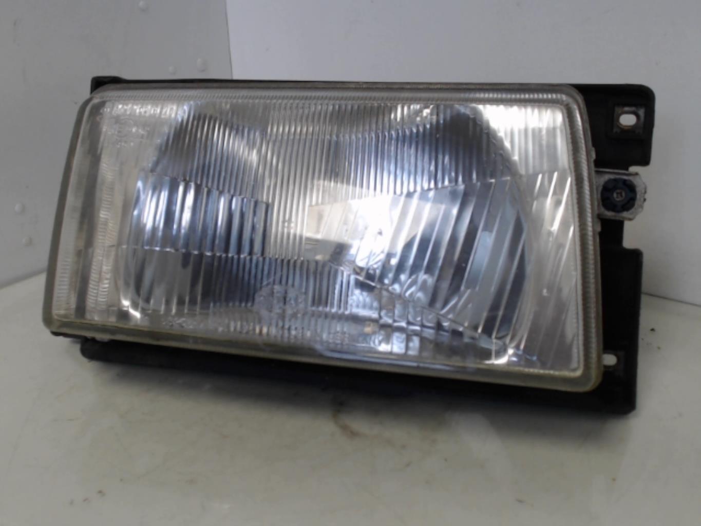 Gruppo ottico anteriore principale destro (luci)(faro) VOLKSWAGEN POLO 2 PHASE 2 Gasolina - 1