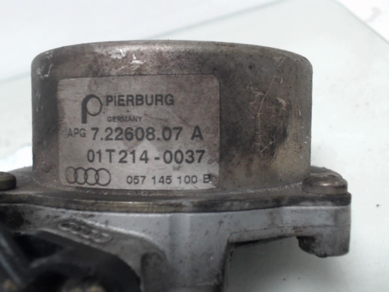 Pompe à vide AUDI A6 2 PHASE 2 Diesel - 1