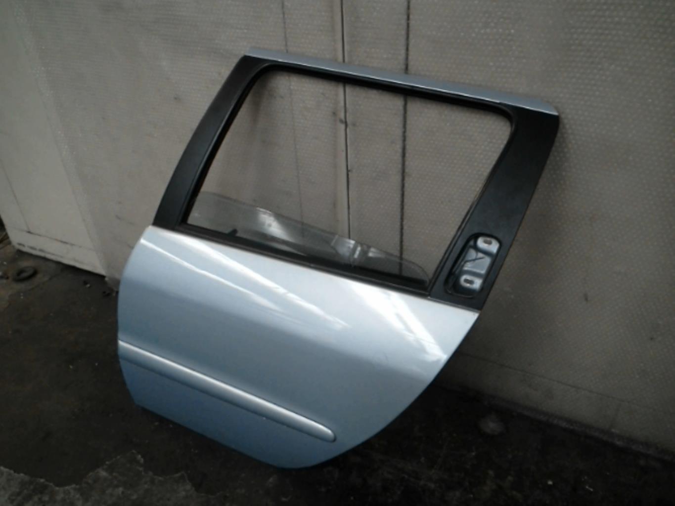Portiera posteriore sinistra PEUGEOT 206 PHASE 1 BREAK Diésel - 1