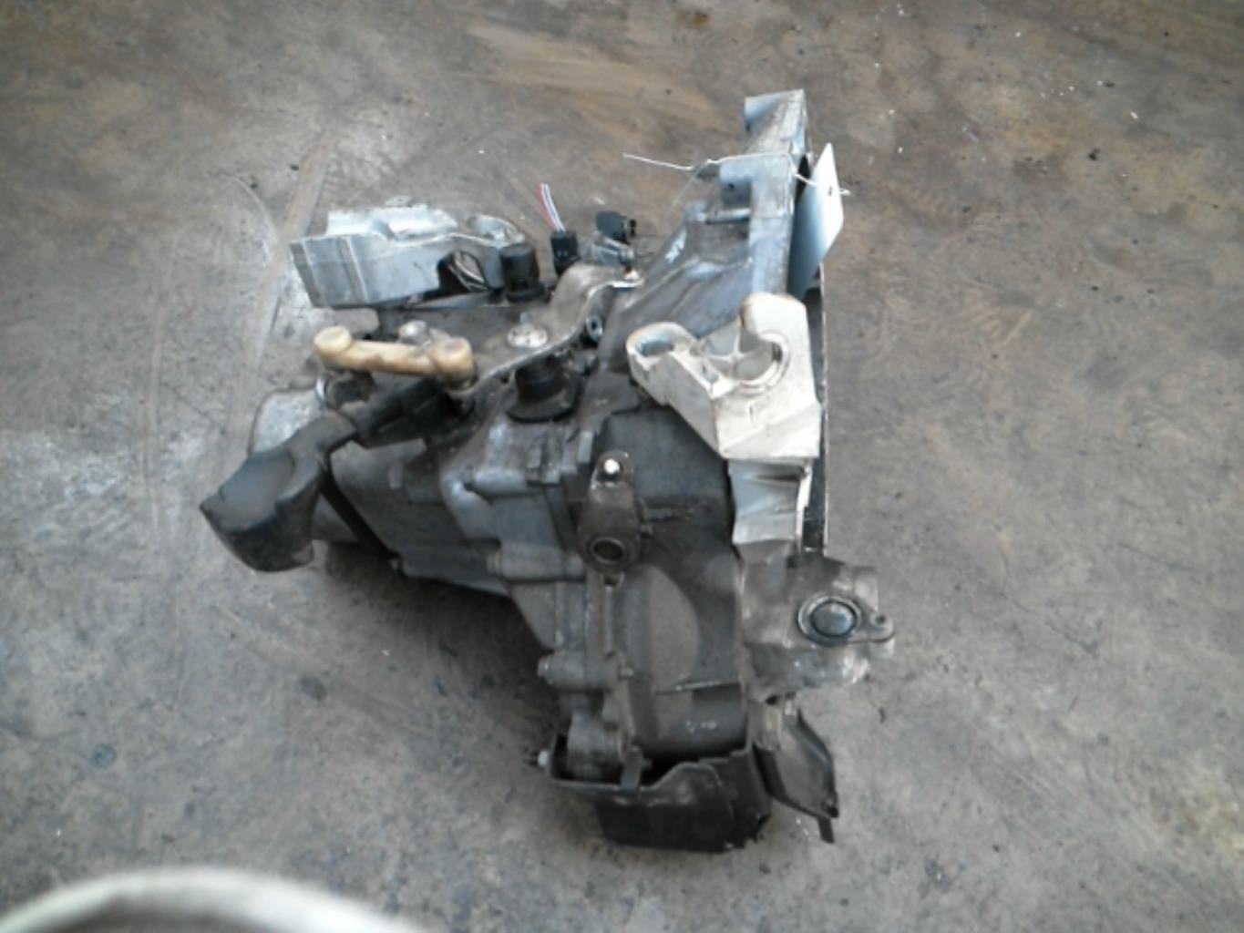 Boite de vitesses PEUGEOT 207 PHASE 1 Essence - 1