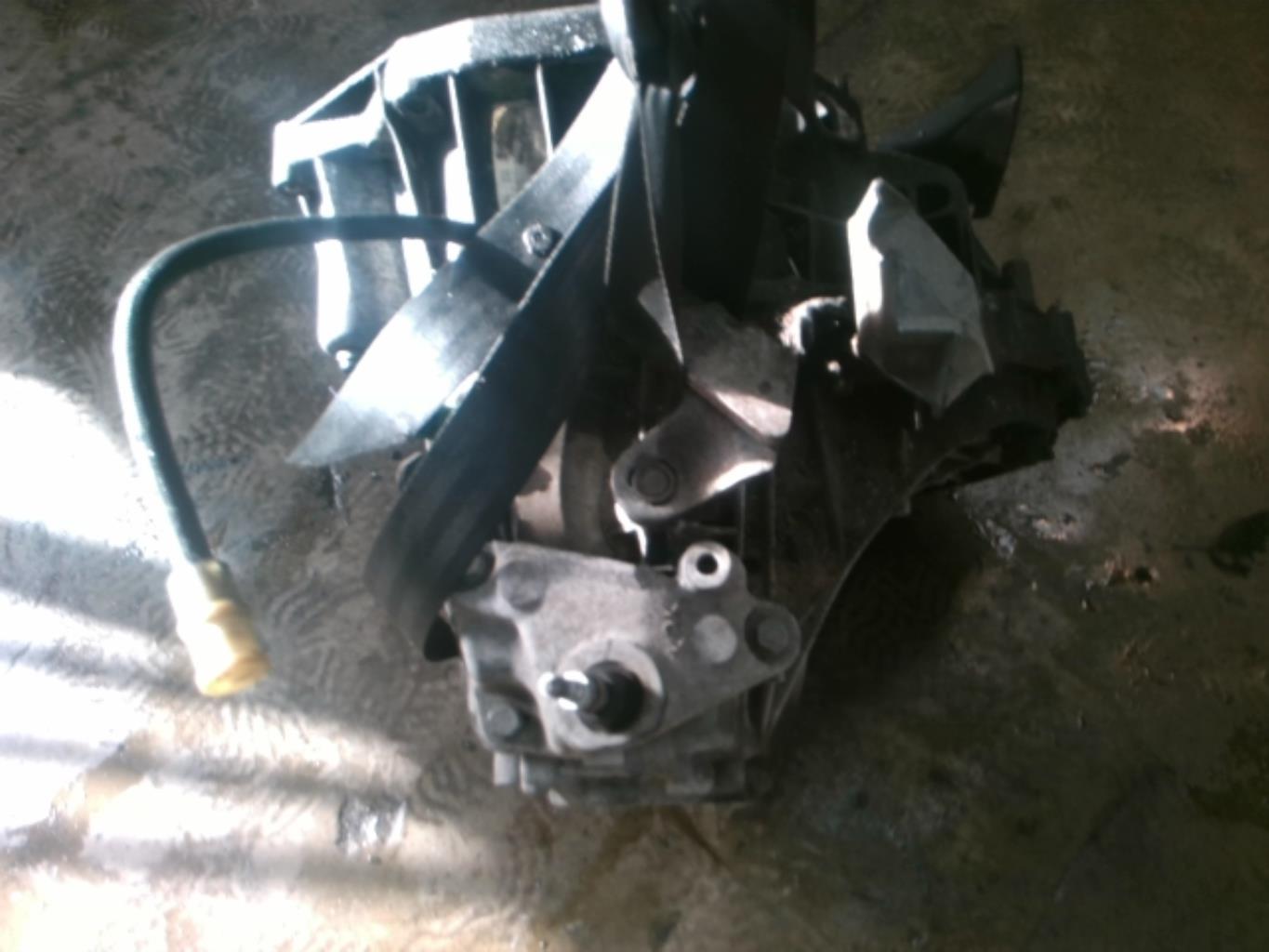 Boite de vitesses RENAULT CLIO 3 PHASE 1 Diesel - 1