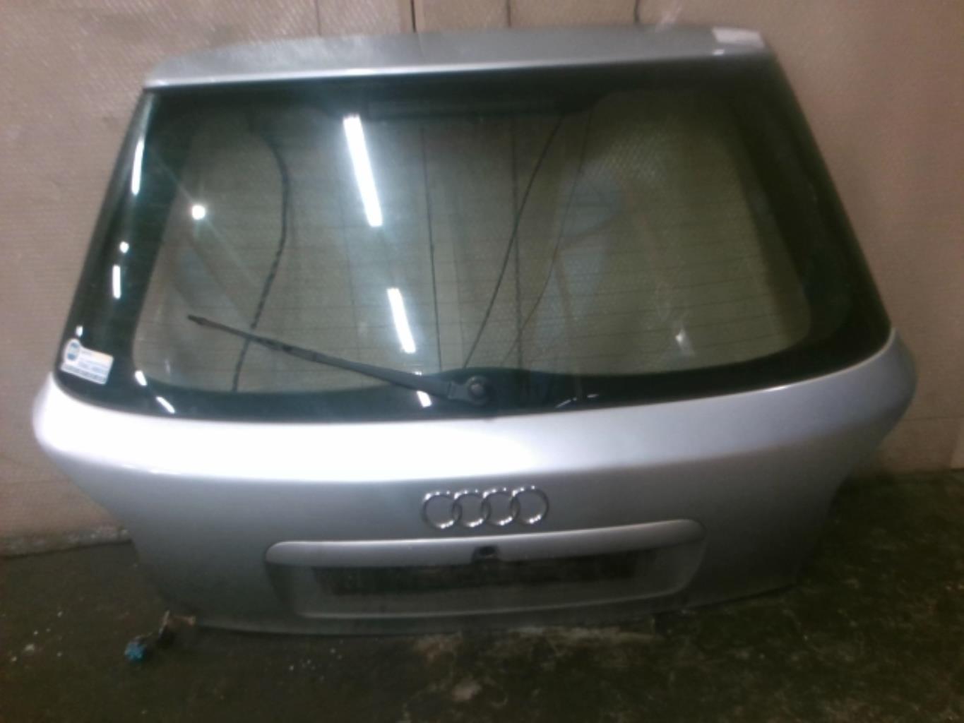 Portabagagli/Portellone posteriore AUDI A3 1 PHASE 1 Diésel - 1