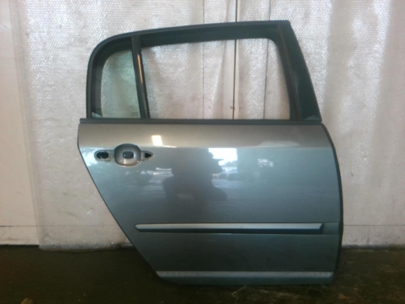 Puerta trasera derecha RENAULT VEL SATIS PHASE 1 Diésel - 1