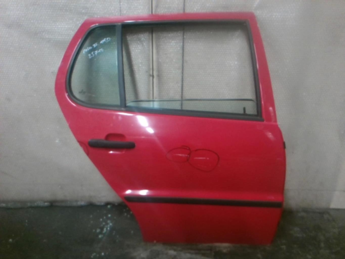 Portiera posteriore destra VOLKSWAGEN POLO 3 PHASE 2 Diésel - 1