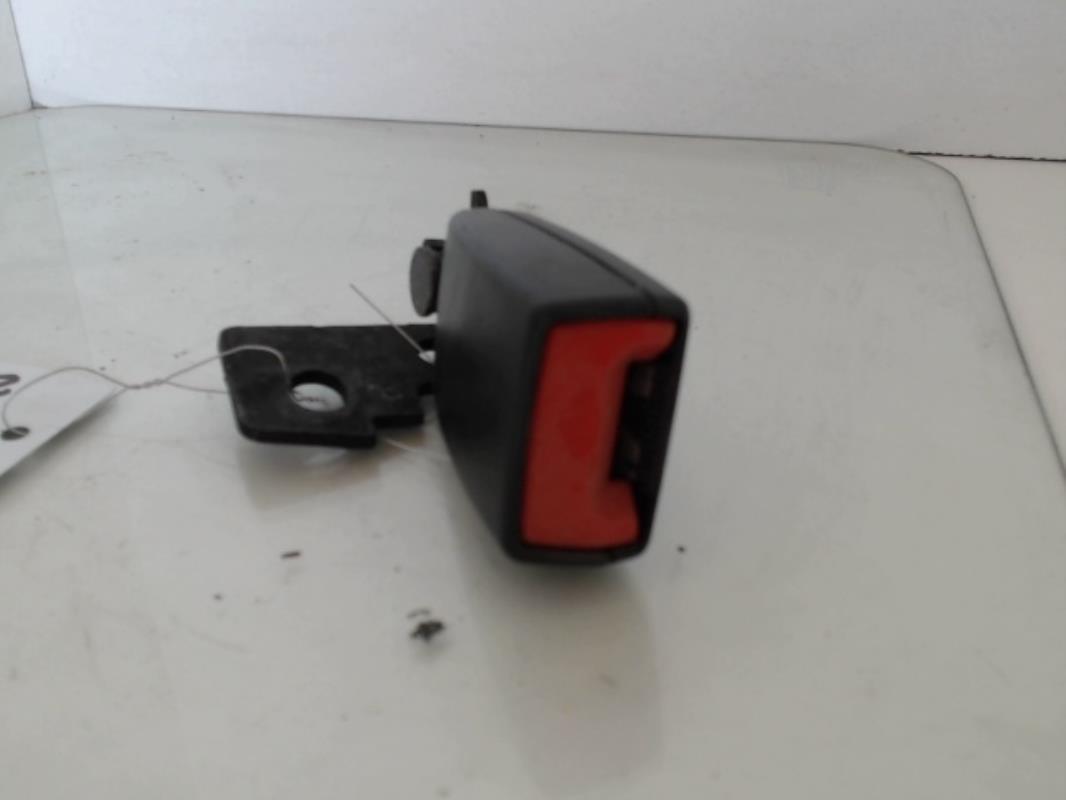 Aggancio cintura sicurezza posteriore sinistro OPEL CORSA D PHASE 2 Gasolina - 1