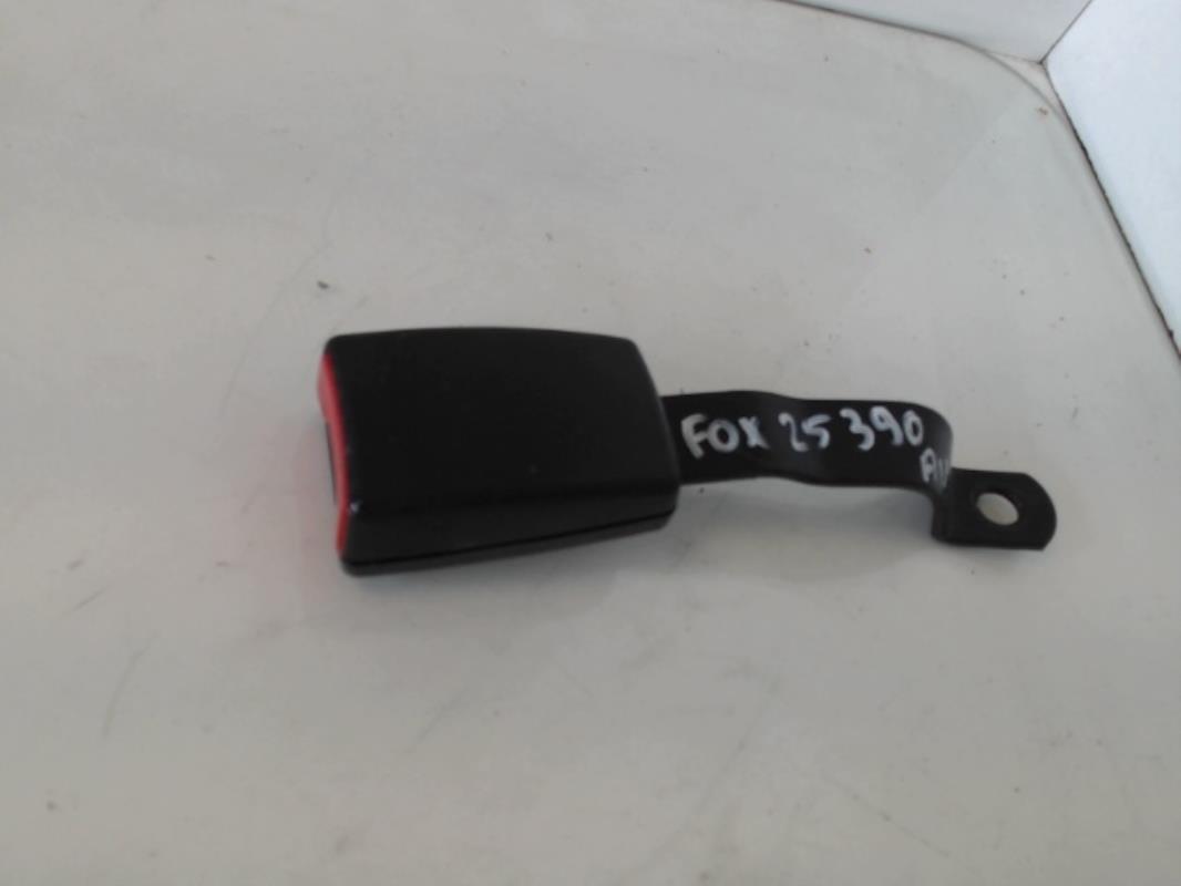 Aggancio cintura sicurezza anteriore destro VOLKSWAGEN FOX Gasolina - 1