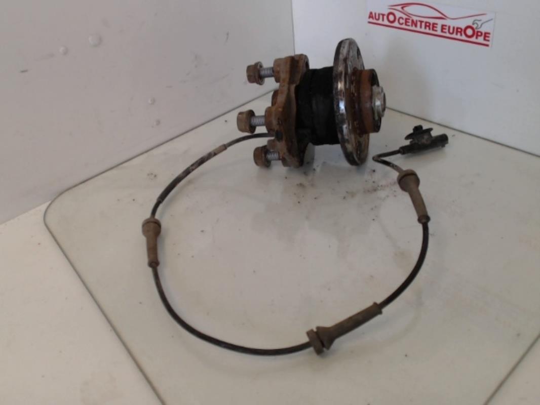 Mozzo posteriore sinistro FIAT 500 2 PHASE 1 Gasolina - 1