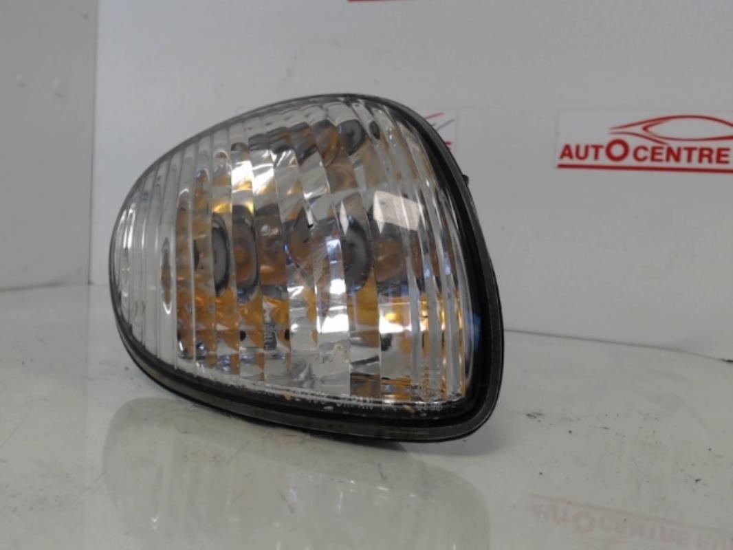Gruppo ottico anteriore secondario destro (luci)(freccia) TOYOTA COROLLA 9 PHASE 2 Gasolina - 1