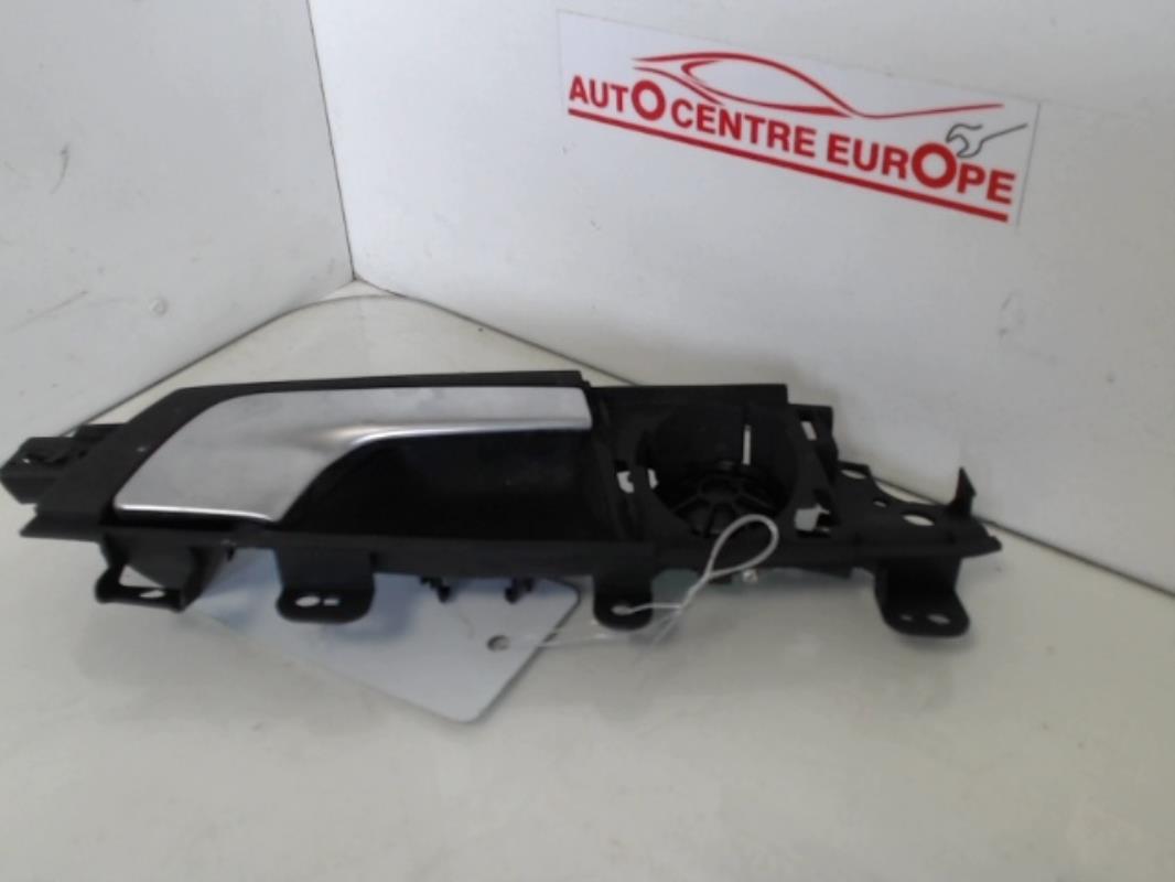 Maniglia interna posteriore destra AUDI A3 2 PHASE 2 Diésel - 1