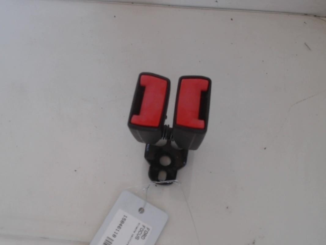 Aggancio cintura sicurezza posteriore destro FORD FOCUS 1 Gasolina - 1