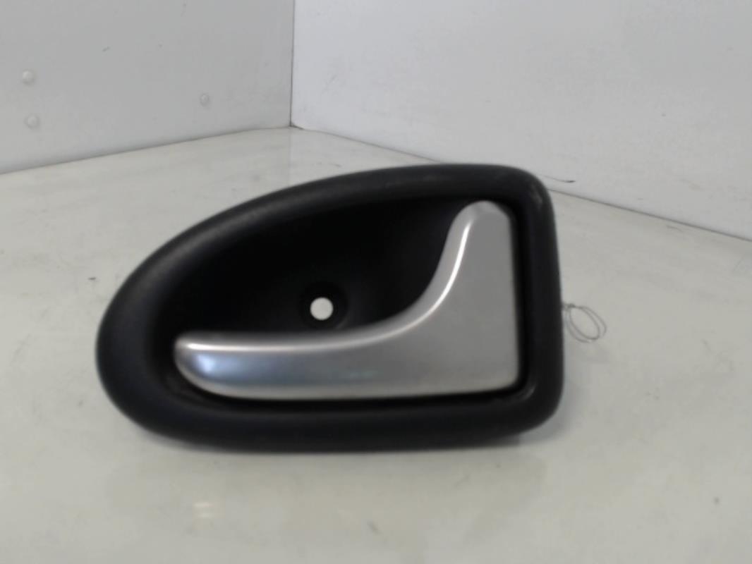 Maniglia interna anteriore destra RENAULT CLIO 2 PHASE 2 Gasolina - 1