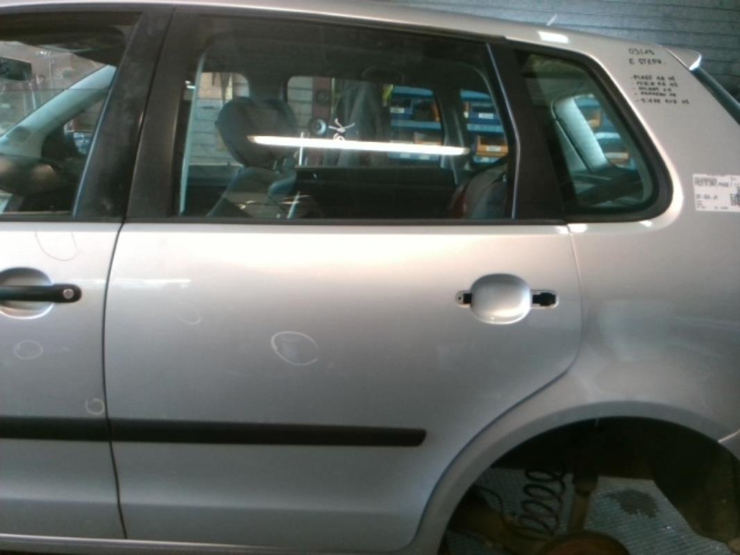Portiera posteriore sinistra VOLKSWAGEN POLO 4 PHASE 1 Gasolina - 1