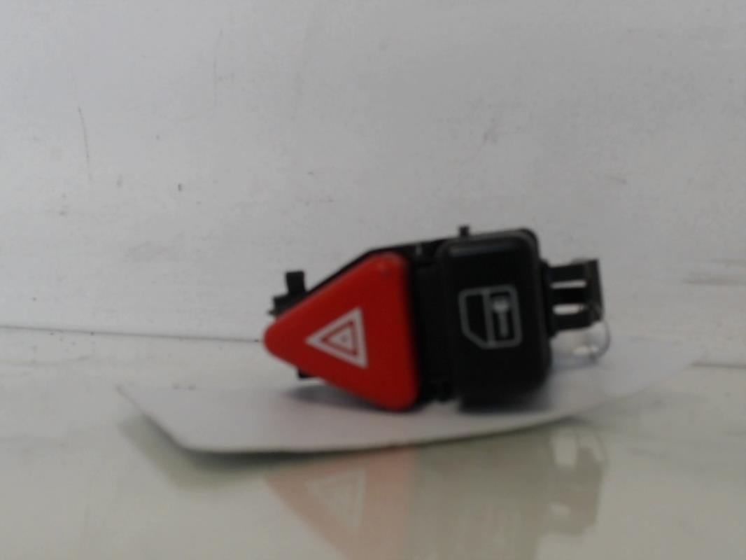 Interruttore luci emergenza MERCEDES CLASSE A 168 PHASE 1 Gasolina - 1