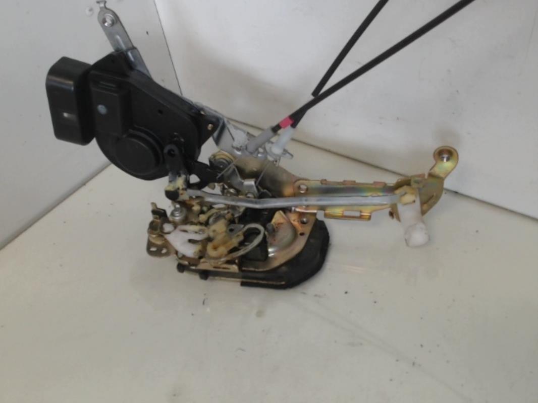 Chiusura centralizzata anteriore sinistra TOYOTA COROLLA 10 PHASE 1 Diésel - 1