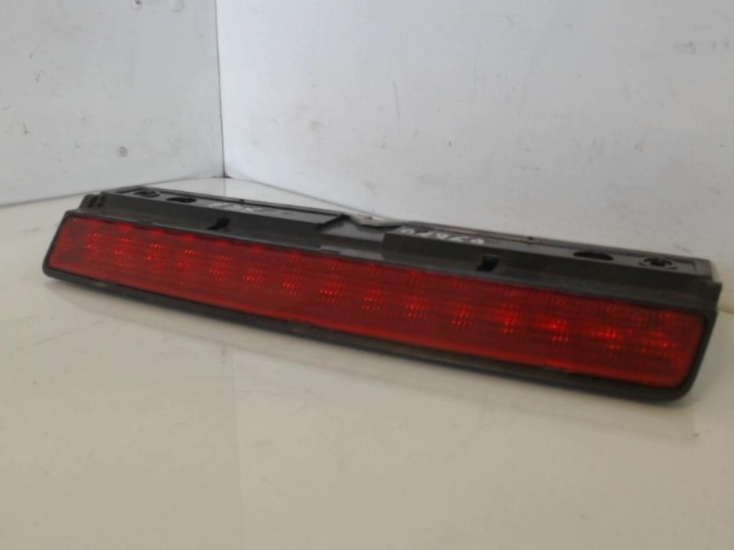 Feu arriere stop central VOLKSWAGEN FOX Diesel - 1