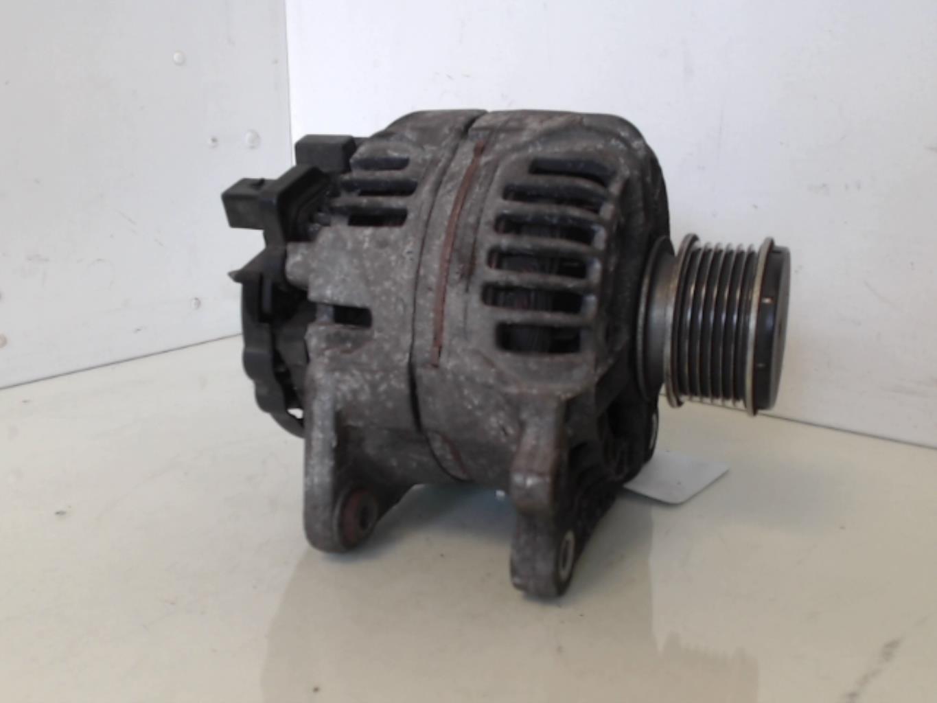 Alternatore VOLKSWAGEN POLO 3 PHASE 2 Diésel - 1