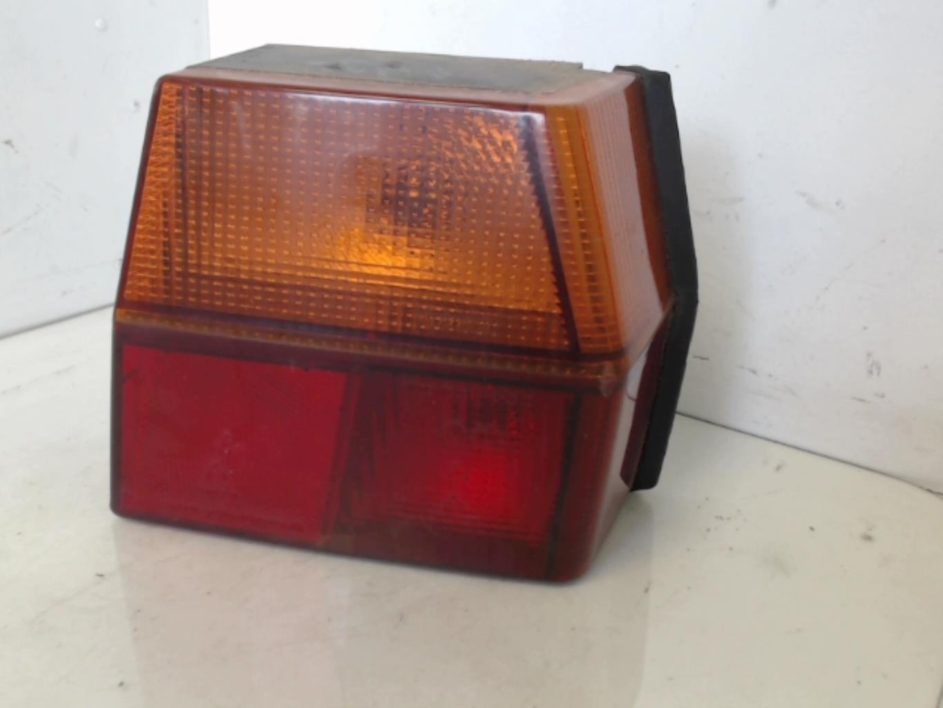 Fanale posteriore principale destro (luci) SKODA FAVORIT PHASE 1 Gasolina - 1