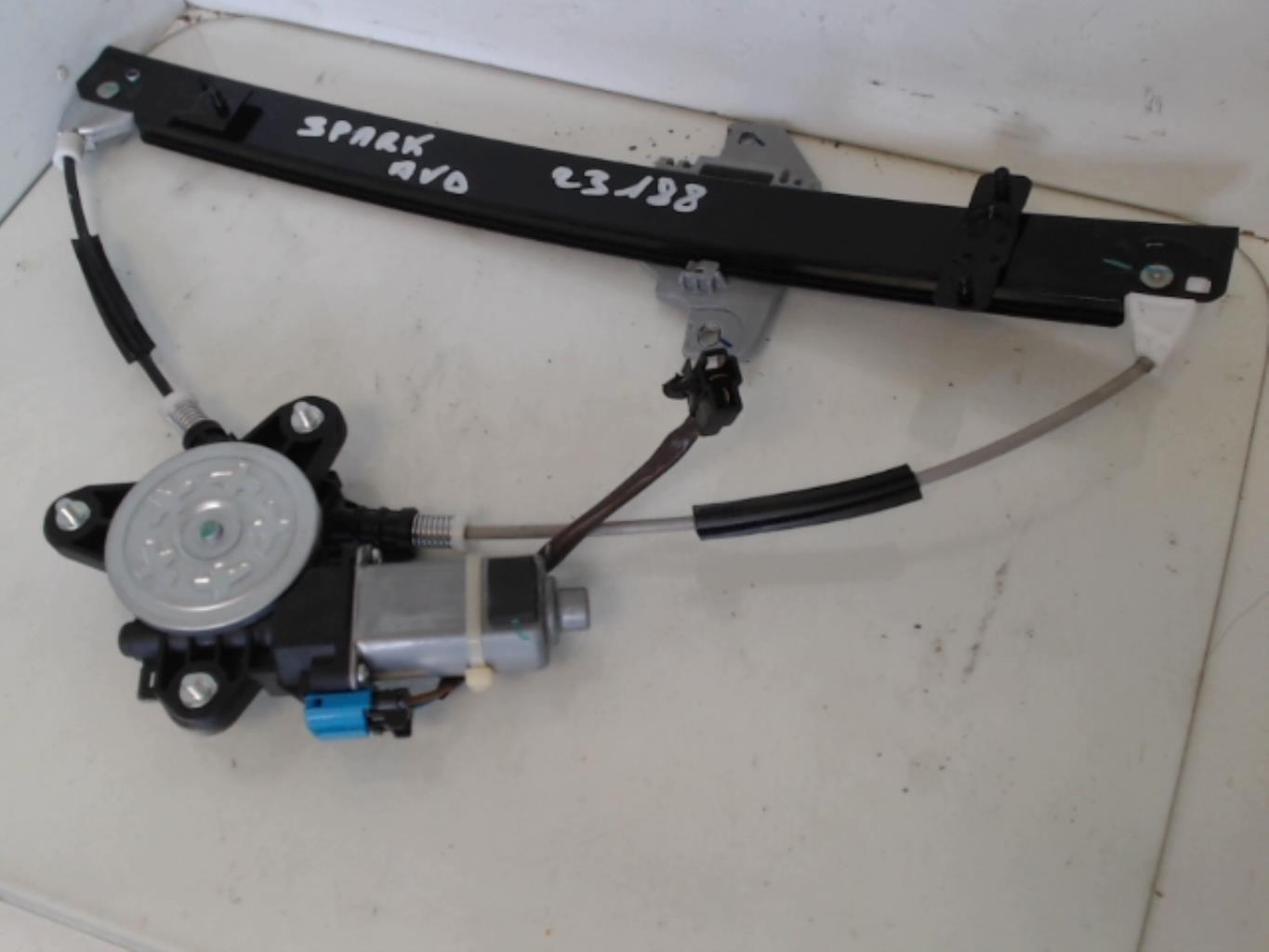 Alzacristalli elettrico anteriore destro CHEVROLET SPARK PHASE 2 Gasolina - 1
